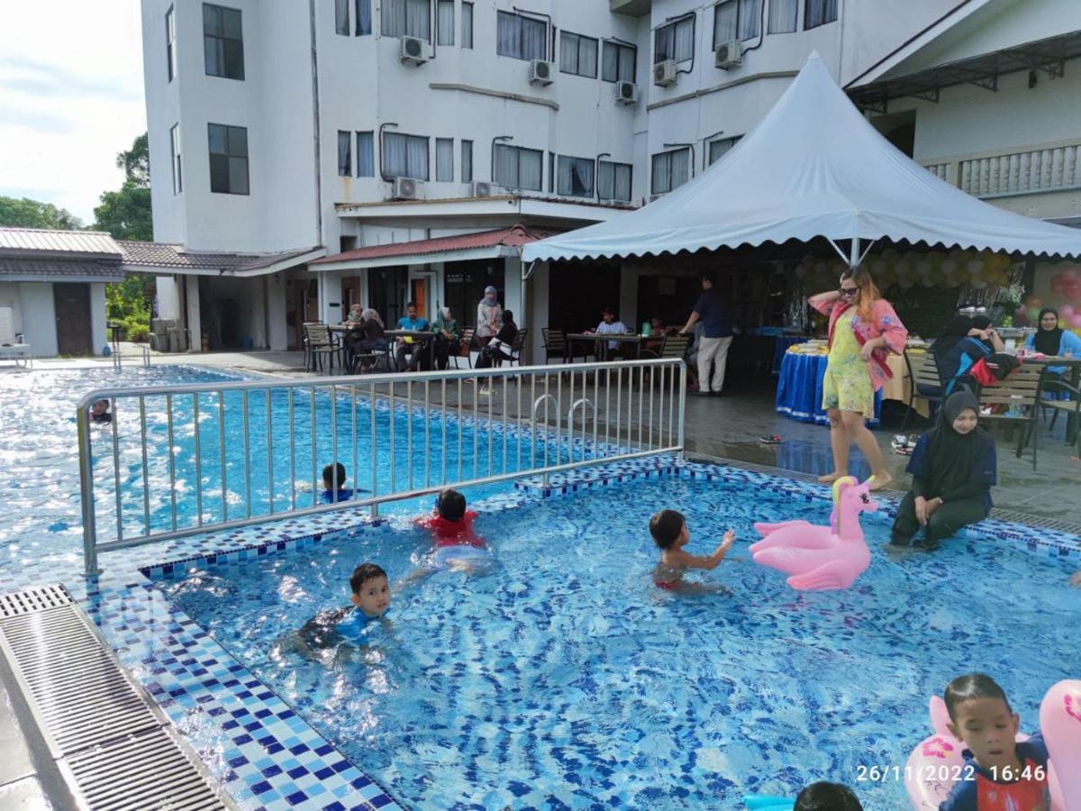 โรงแรมมายอังกาซา อคาเดมี แอนด์ รีสอร์ต ปันไตเจอนัง ภายนอก รูปภาพ